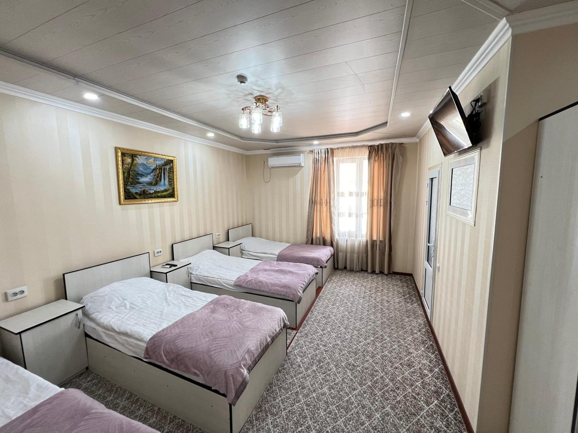 Hotel Zarafshon Panjakent Bagian luar foto